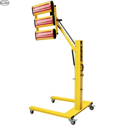 Chỗ phun khí ô tô đứng để sơn sạch và chính xác