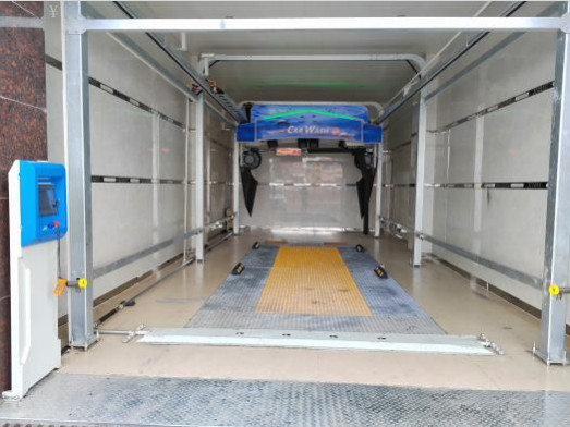 Một cánh tay không chạm thiết bị rửa xe với 6 máy sấy và kích thước đường ray 8m Lx5mm