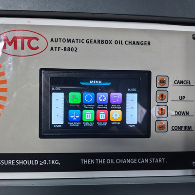 Máy thay và làm sạch dầu hộp số tự động hoàn toàn cho ô tô